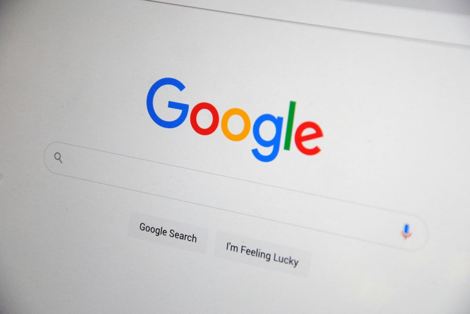 Référencement Google : WordPress vs Code Custom ?